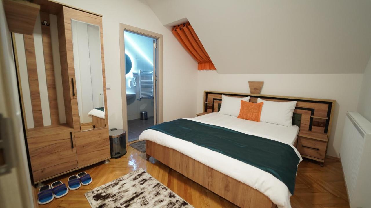 Madigan'S Hotel Kosovo Polje ภายนอก รูปภาพ