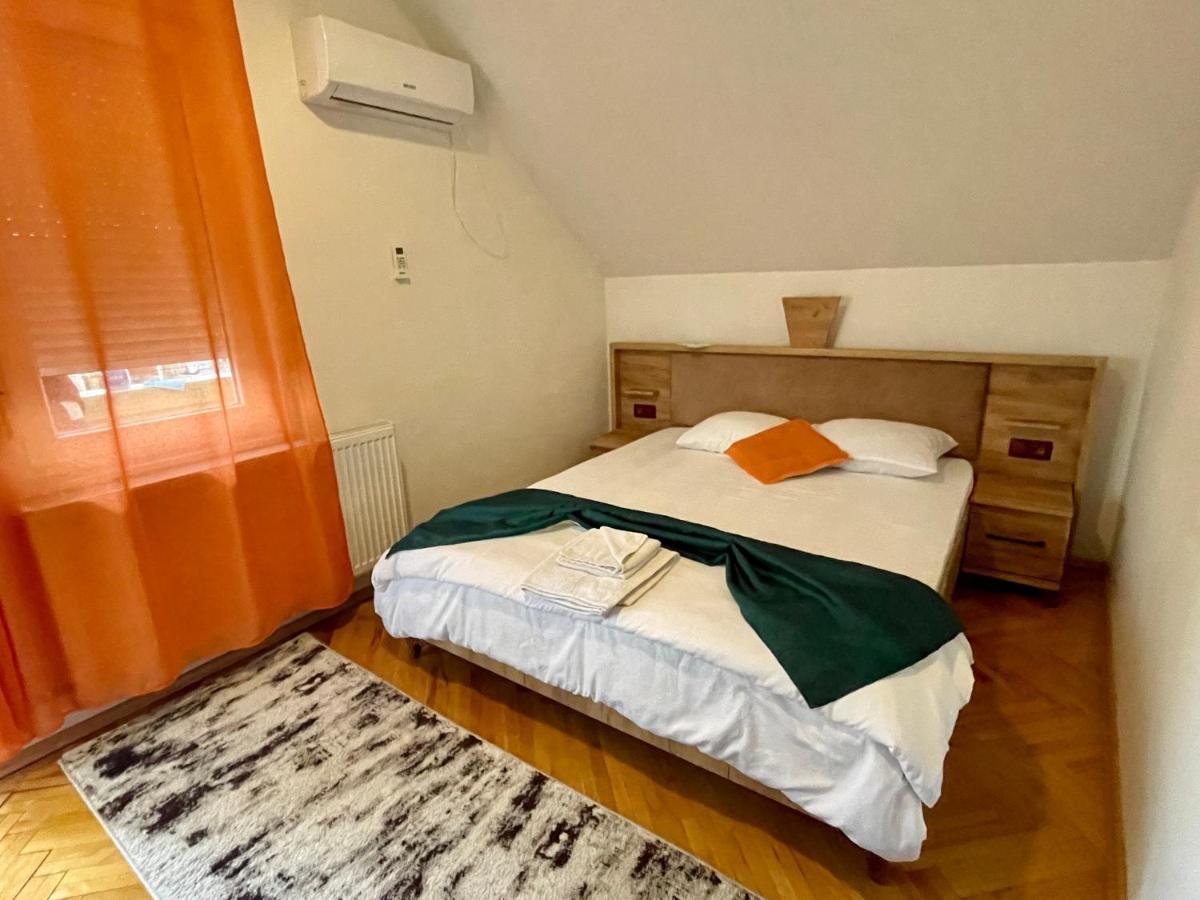 Madigan'S Hotel Kosovo Polje ภายนอก รูปภาพ