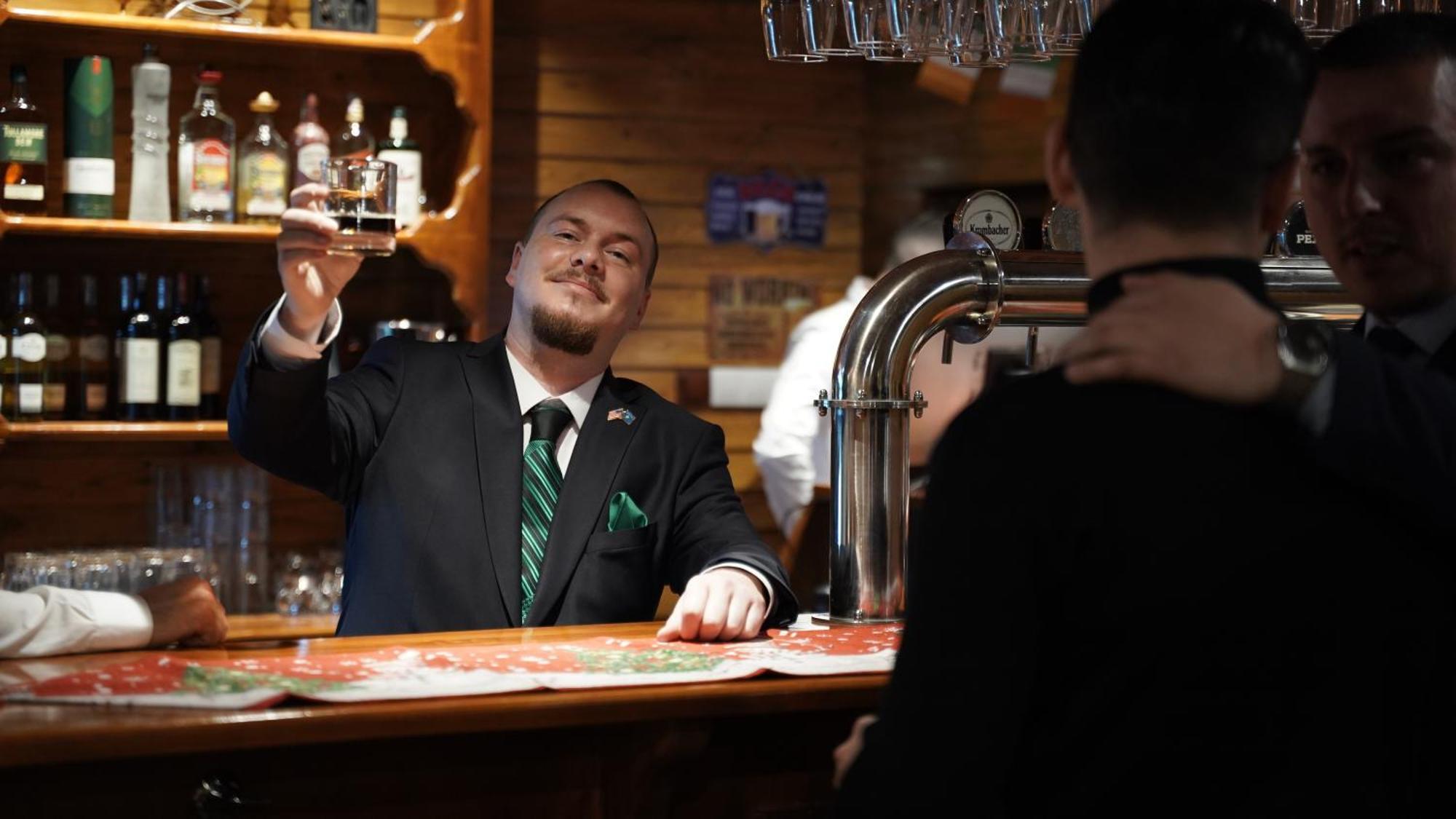 Madigan'S Hotel Kosovo Polje ภายนอก รูปภาพ